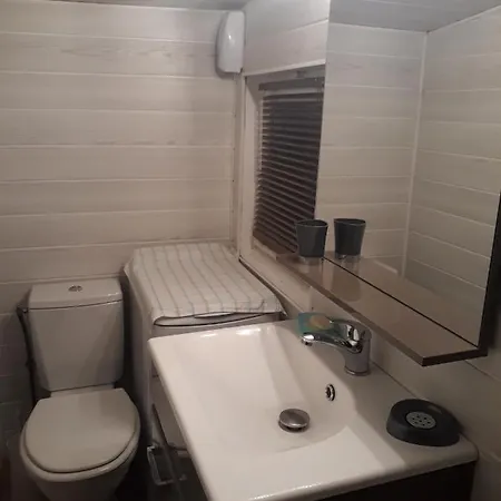 Дом отдыха Proche Futuroscope - - La Petite Lucie *